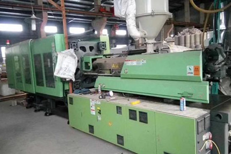 PET瓶胚快速注塑機的選擇要點,由廠家為您解惑!