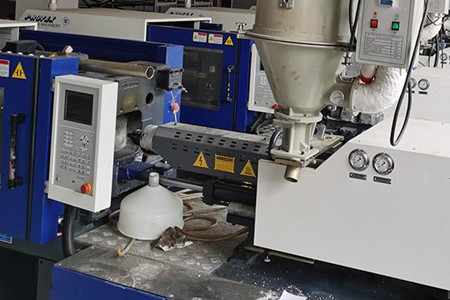 購買果筐注塑機的三要素,你知道嗎?