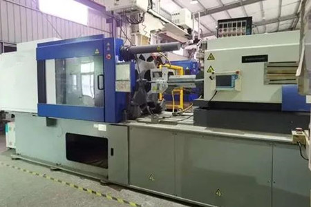 大型二板注塑機(jī)導(dǎo)軌腐蝕了如何修復(fù)?